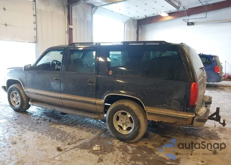 1999 Chevrolet Suburban 1500 Lt z USA, uszkodzony, nr VIN 1GNFK16R3XJ434456
